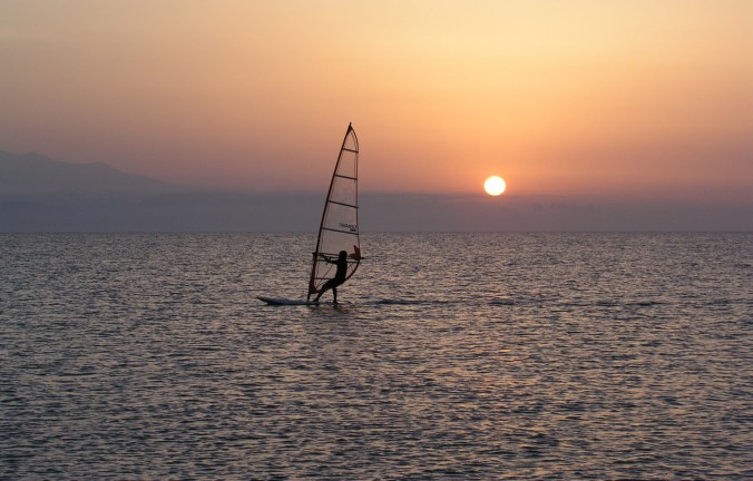 windsurfing