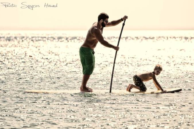 526330_656406414377835_419443705_n